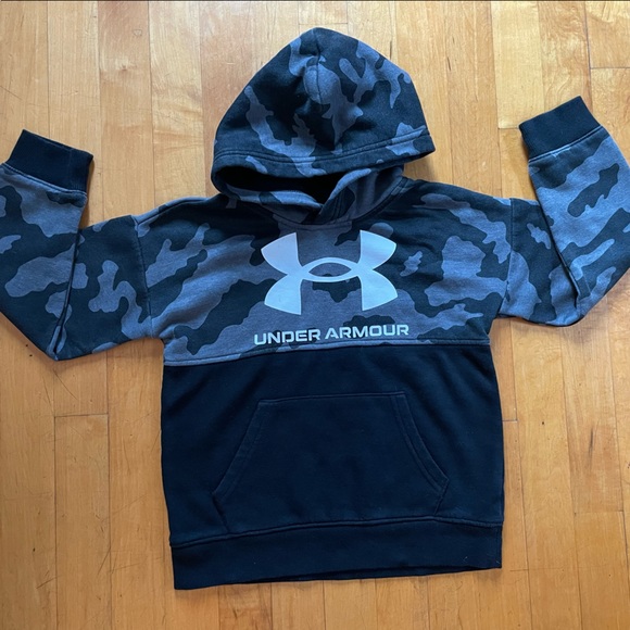 Under Armour Camo Hoodie Size 6 Pullover Sweatshirt - Picture 5 of 8
